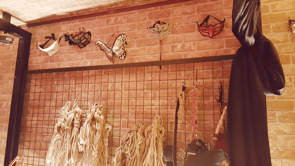 写真はTitty Twister店内